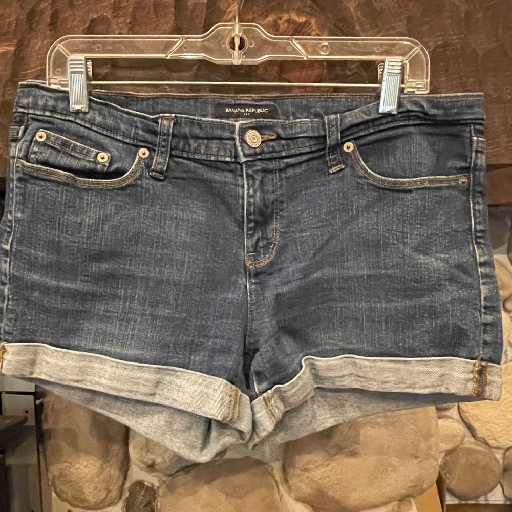 Banana Republic Stretch Cuffed Shorts Size 10/30 Women's Denim Blue Soft Comfy